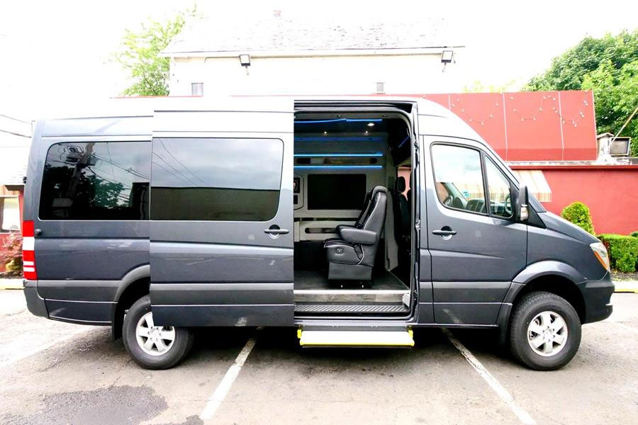 the-grind-never-stopsthe-executive-vip-mercedes-benz-sprinter